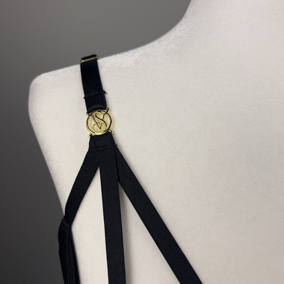 Victoria's Secret Very Sexy Open Cup Unlined Low-Cut Demi Bra Black S-DD NWT - Picture 3 of 5